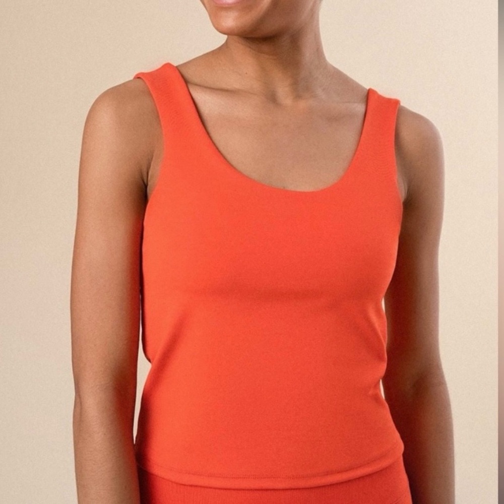 barre3 ribbed scoop tank orange
